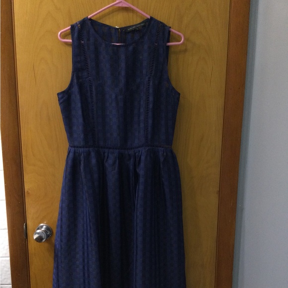 I had this dress in my closet. It’s time to part with this beauty. - Picture 6 of 6